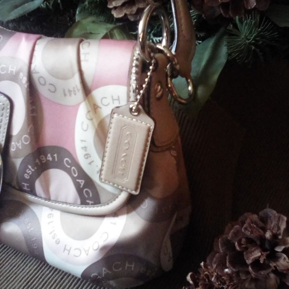 Short Strapped - OFFICIAL COACH - Purse - Picture 4 of 8